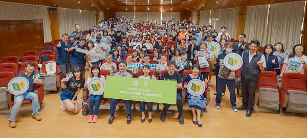 文藻攜手NVIDIA直播　黃仁勳演講掀AI熱潮1
